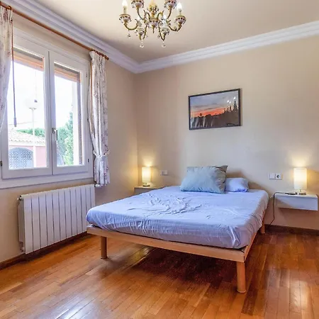 Lovely In With Kitchenette Holiday home *